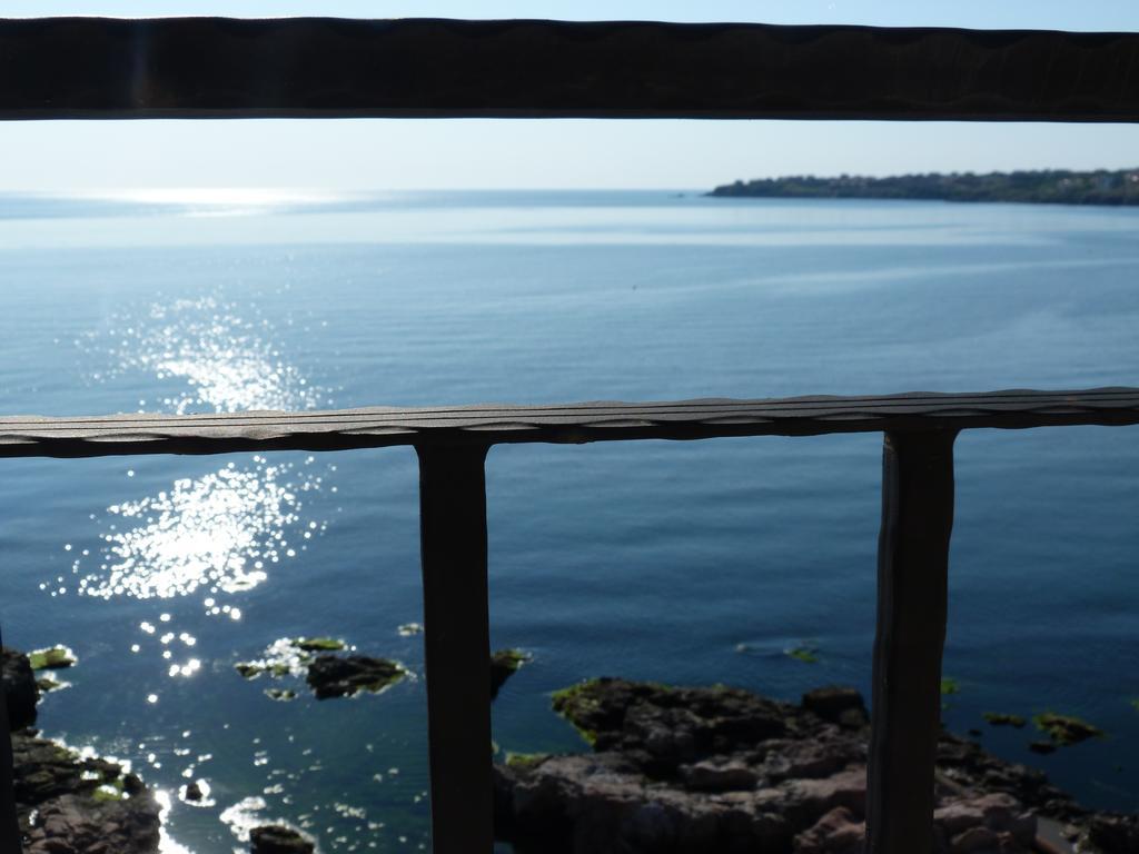 Sea View Apartments سوزوبول الغرفة الصورة