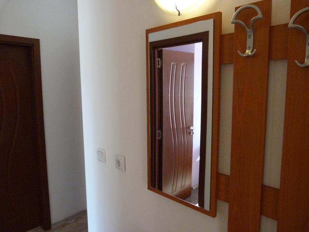Sea View Apartments سوزوبول الغرفة الصورة
